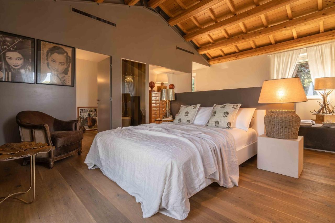 Casavostra - Ambience Suites Ostra Vetere Exterior photo