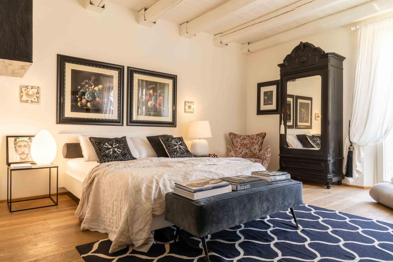 Casavostra - Ambience Suites Ostra Vetere Exterior photo