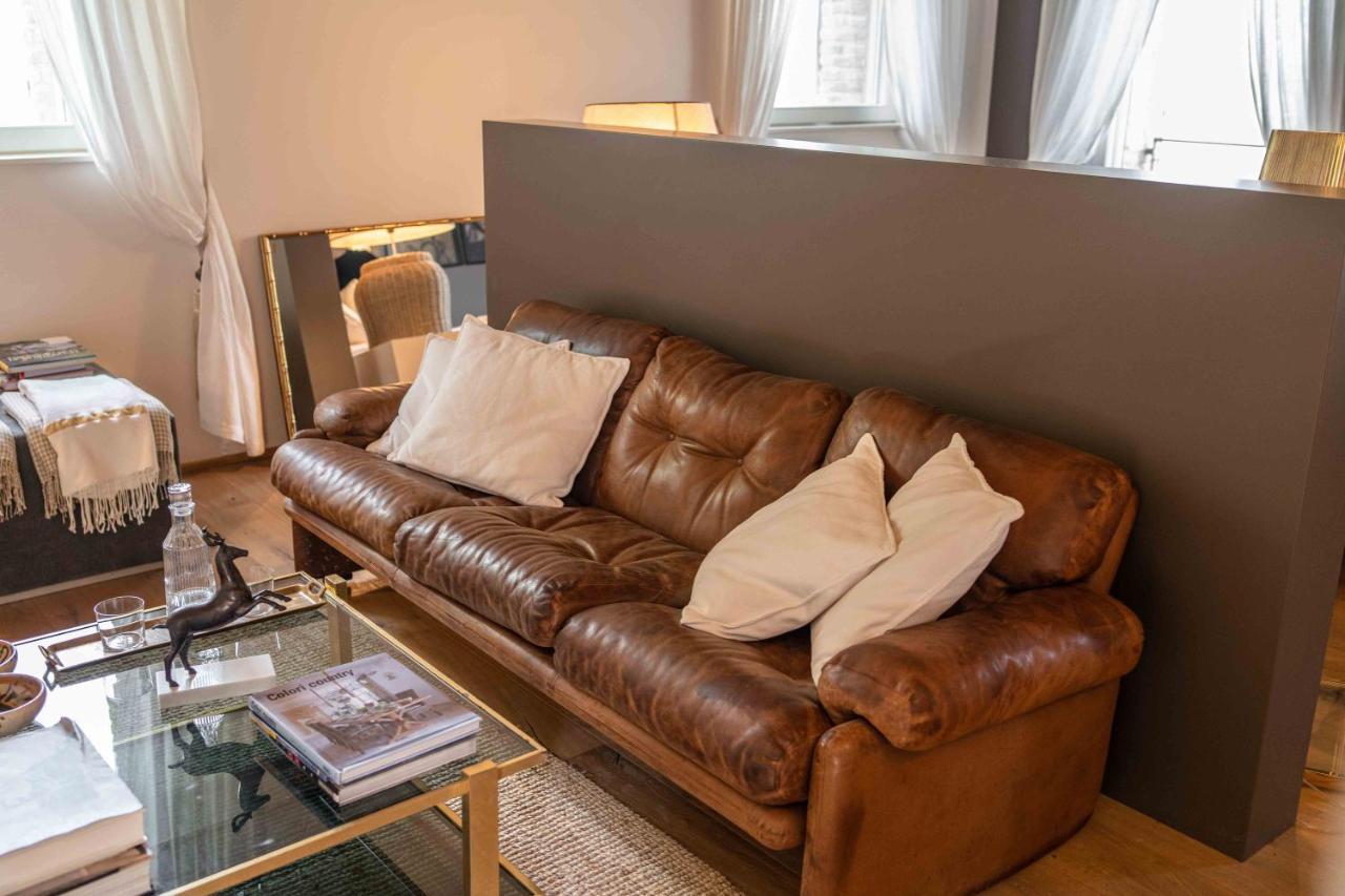 Casavostra - Ambience Suites Ostra Vetere Exterior photo